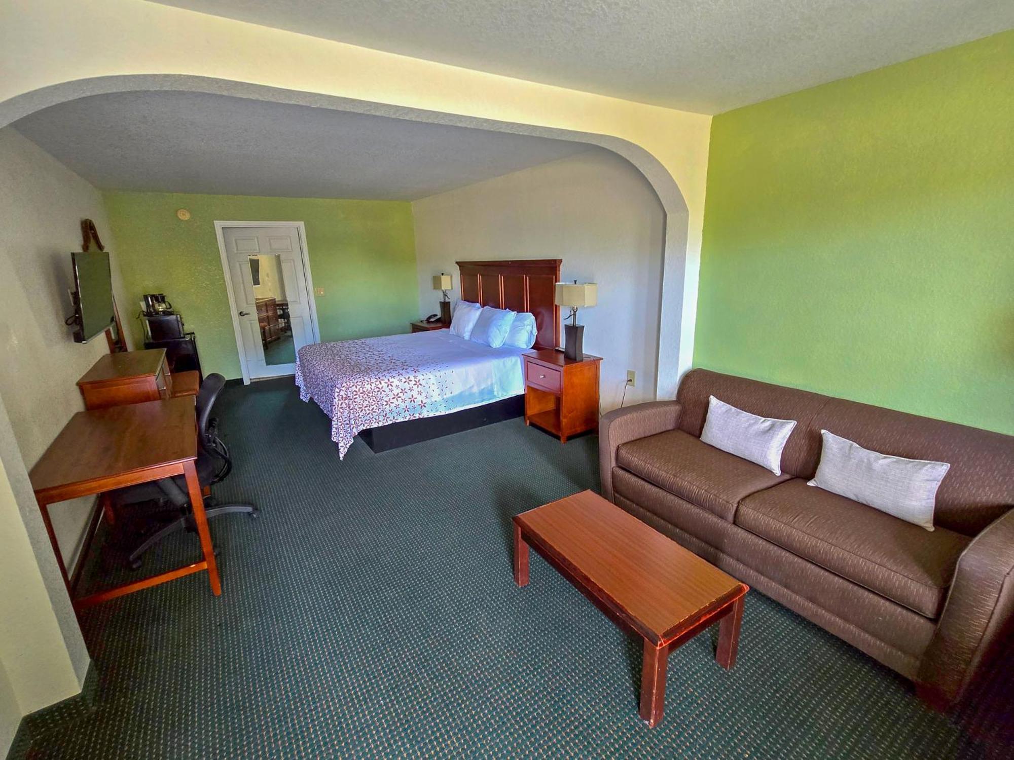 Garden Inn And Suites Near Callaway Gardens Pine Mountain Exteriér fotografie