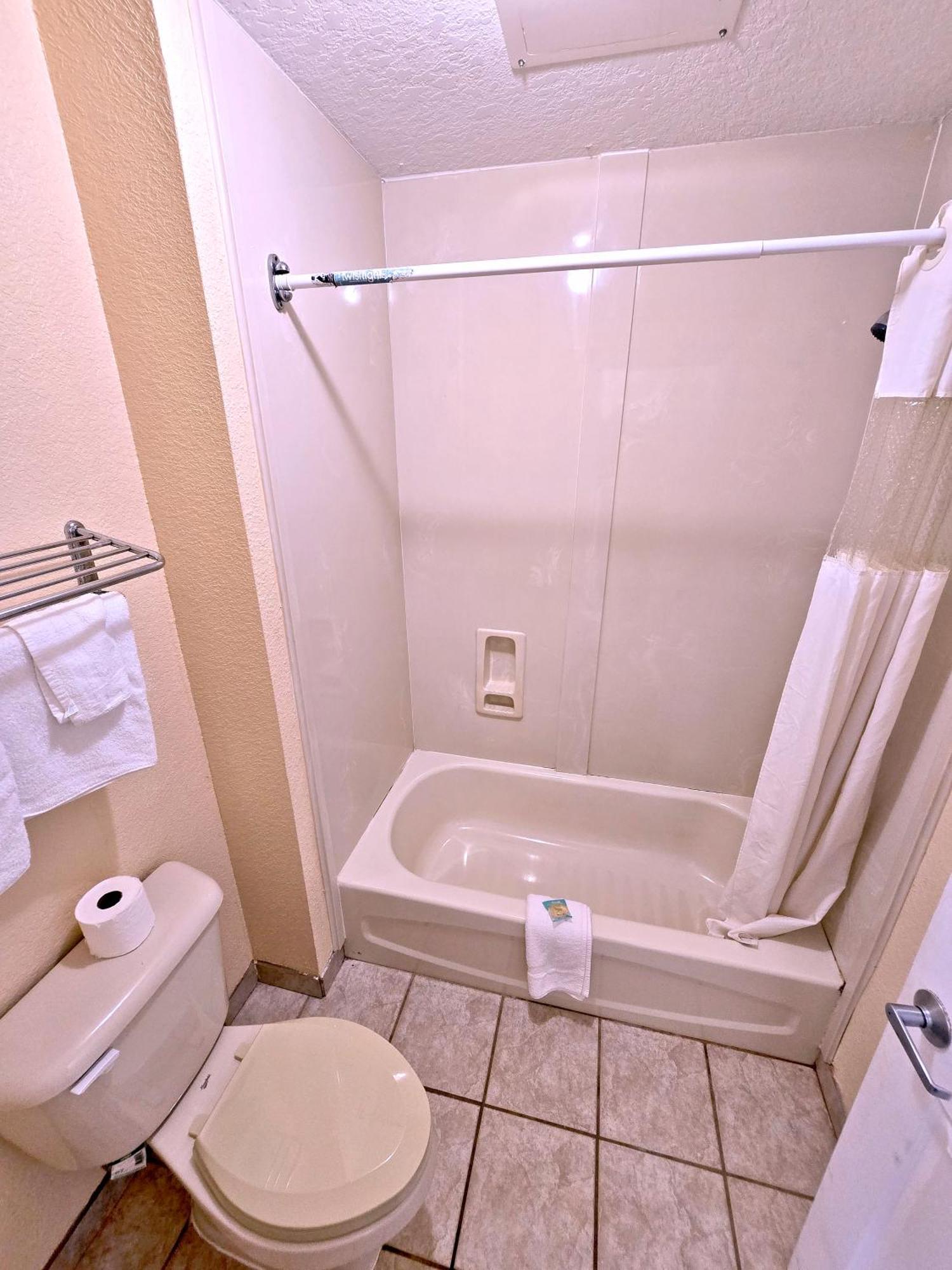 Garden Inn And Suites Near Callaway Gardens Pine Mountain Exteriér fotografie