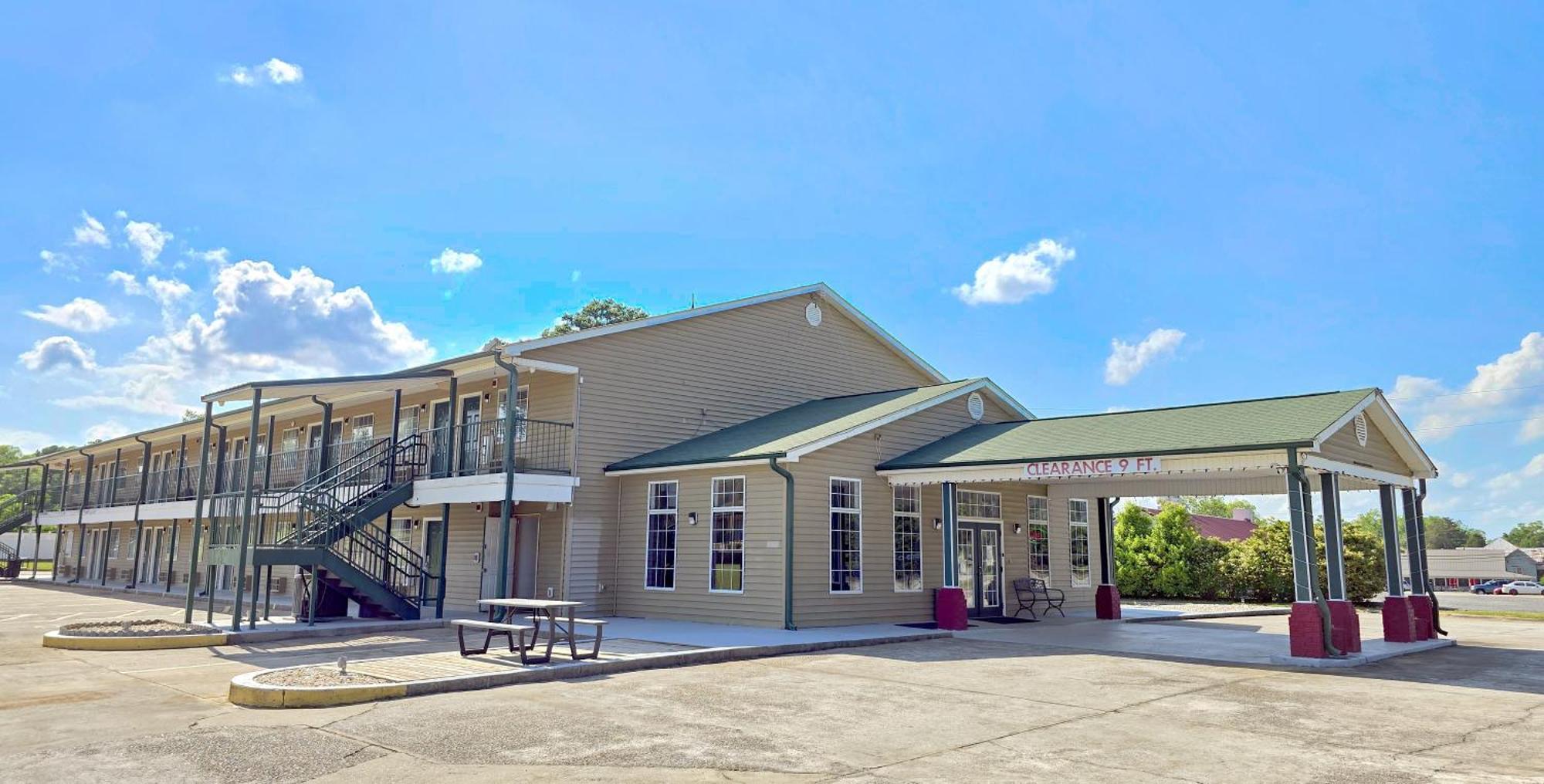 Garden Inn And Suites Near Callaway Gardens Pine Mountain Exteriér fotografie